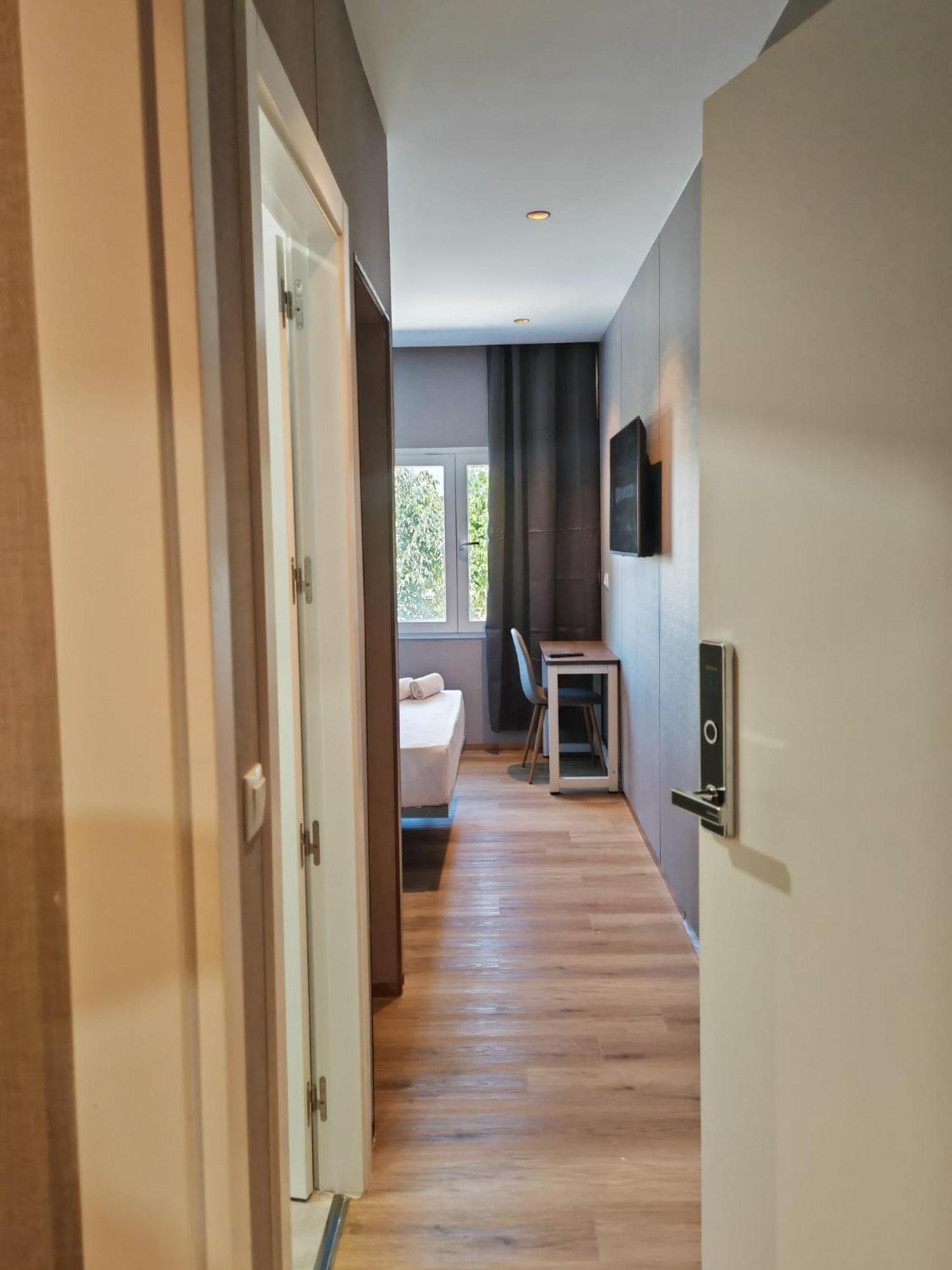 Hotel Golden アルコルコン エクステリア 写真